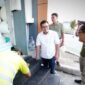 Kepala Badan Pangan Nasional (Bapanas) Arief Prasetyo Adi saat meninjau Sentra Penggilingan Padi (SPP) Sragen, Jawa Tengah, pada Senin (29/4/2024). (Dok. Komunikasi Bapanas)