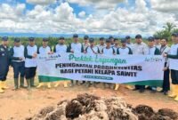 Bank Aceh Syariah Cabang Jeuram, Nagan Raya, menggelar pelatihan peningkatan produktivitas bagi petani kelapa sawit. (Dok. disnakermobduk.acehprov.go.id)