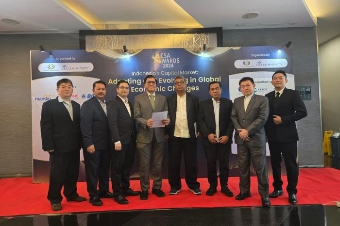 Foto : Penghargaan CSA Award 2024 ini merupakan bagian dari program kerja AAEI yang didukung oleh Asosiasi Profesional Pasar Modal Indonesia (PROPAMI). (Doc.PROPAMI)