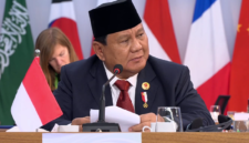 Presiden RI Prabowo Subianto saat berbicara di hadapan para pemimpin negara G20 di sesi pertama Konferensi Tingkat Tinggi (KTT) G20. (Dok. Tim Media Prabowo)

