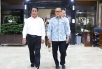 Menteri Pertanian (Mentan), Andi Amran Sulaiman bersama Kepala Badan Kepegawaian Negara (BKN) Zudan Arif Fakrulloh. (Dok. Kementan)